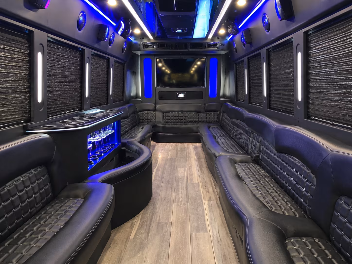 Morristown Winery Tour & Pub Crawl Transportation party bus exterior