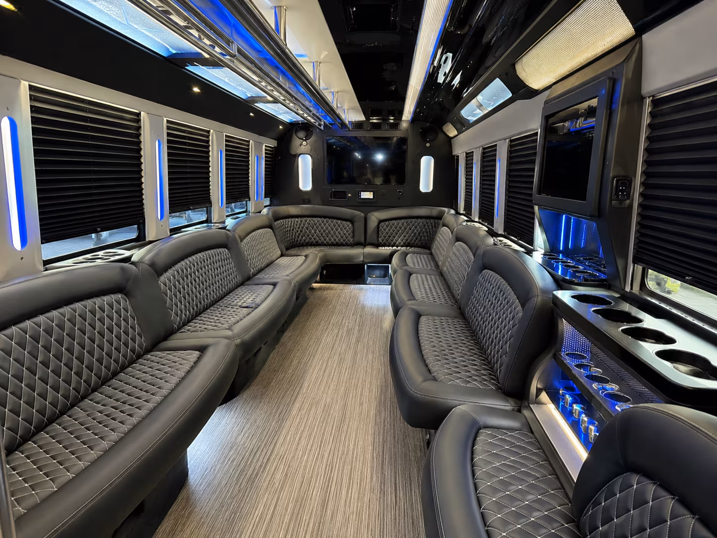 Morristown Winery Tour & Pub Crawl Transportation